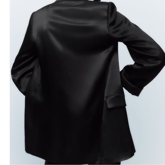 ZARA Satin Blazer - Picture 2 of 4